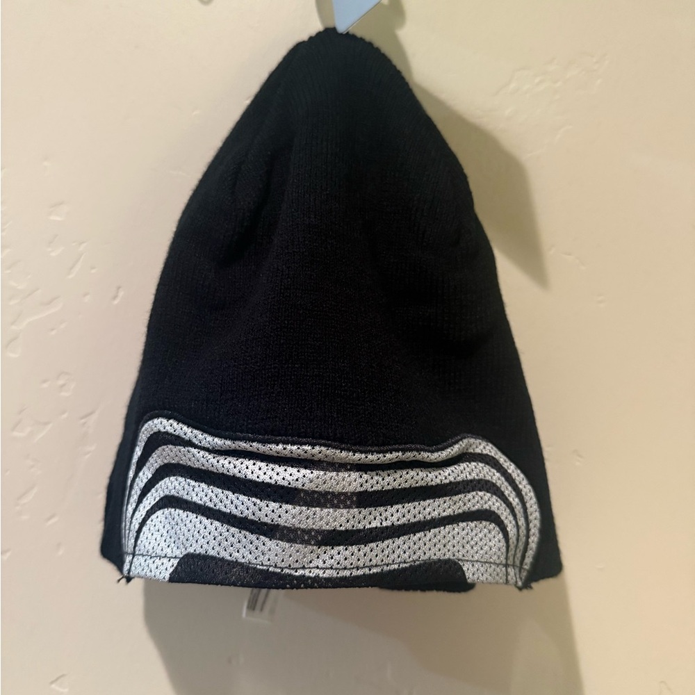 Custom DISNEY Kylo Ren black & silver beanie with detachable strap “Carson”